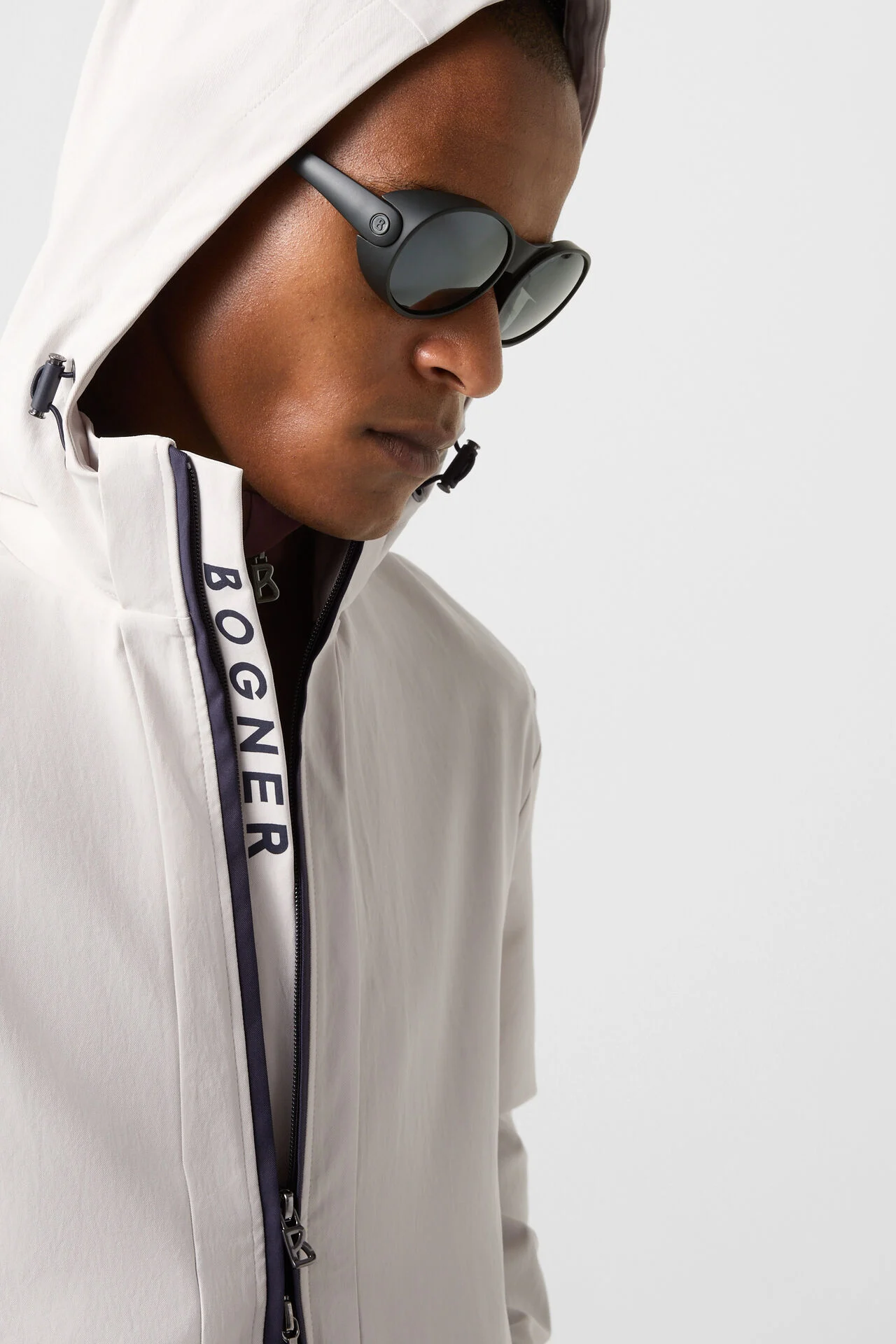 254-8221-9746-777_s01_life_detail_01_b2c_1756219963