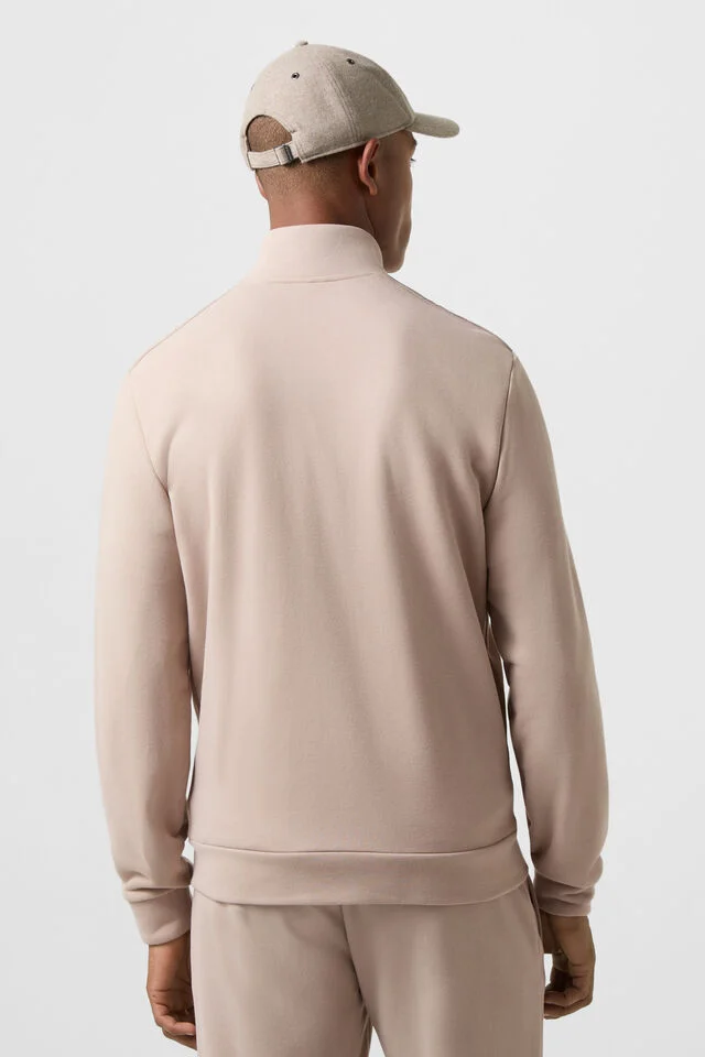 254-8810-7497-812_s01_life_backtop_01_b2c_1756209909