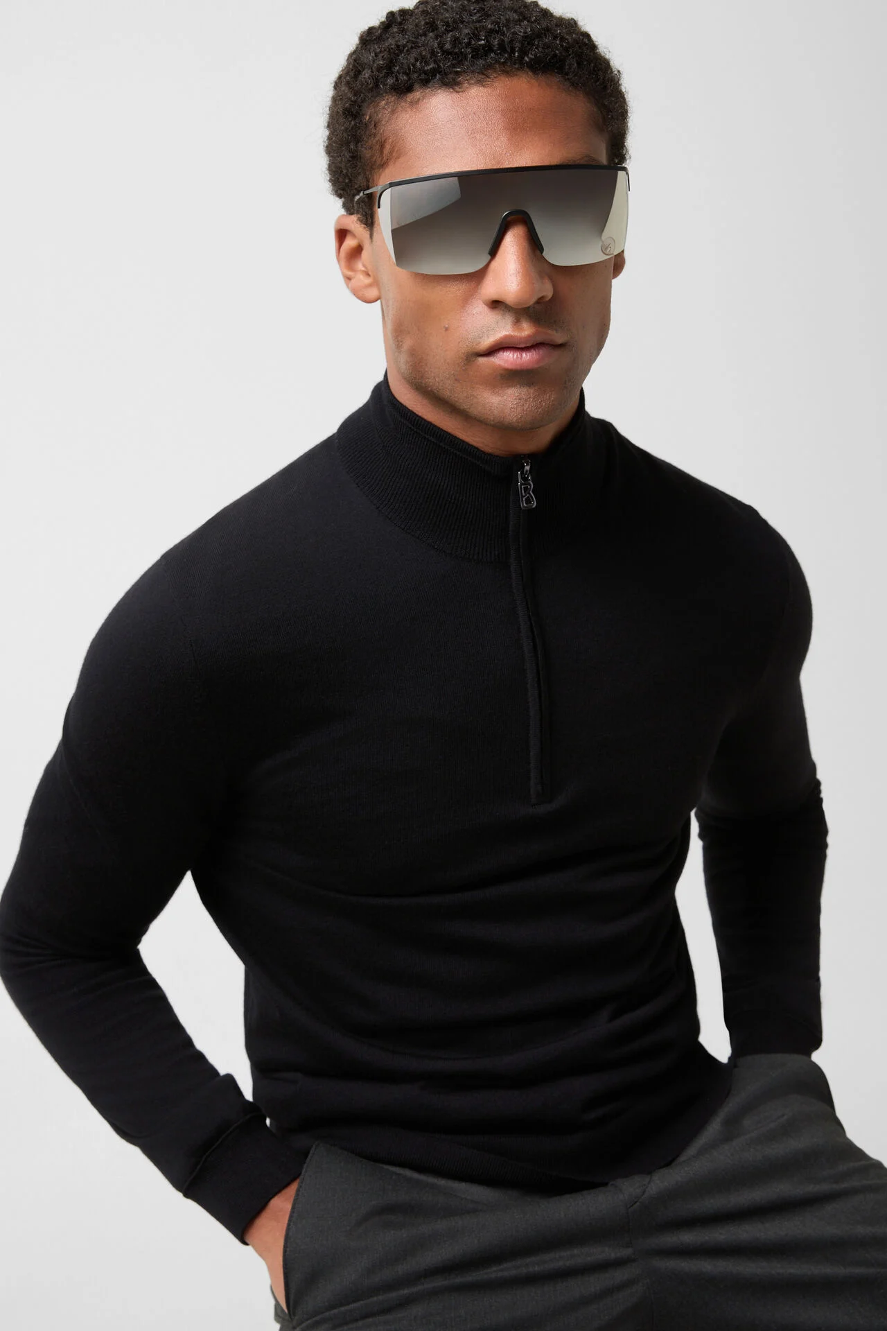 254-8860-9785-026_s01_life_detail_01_b2c_1758881045