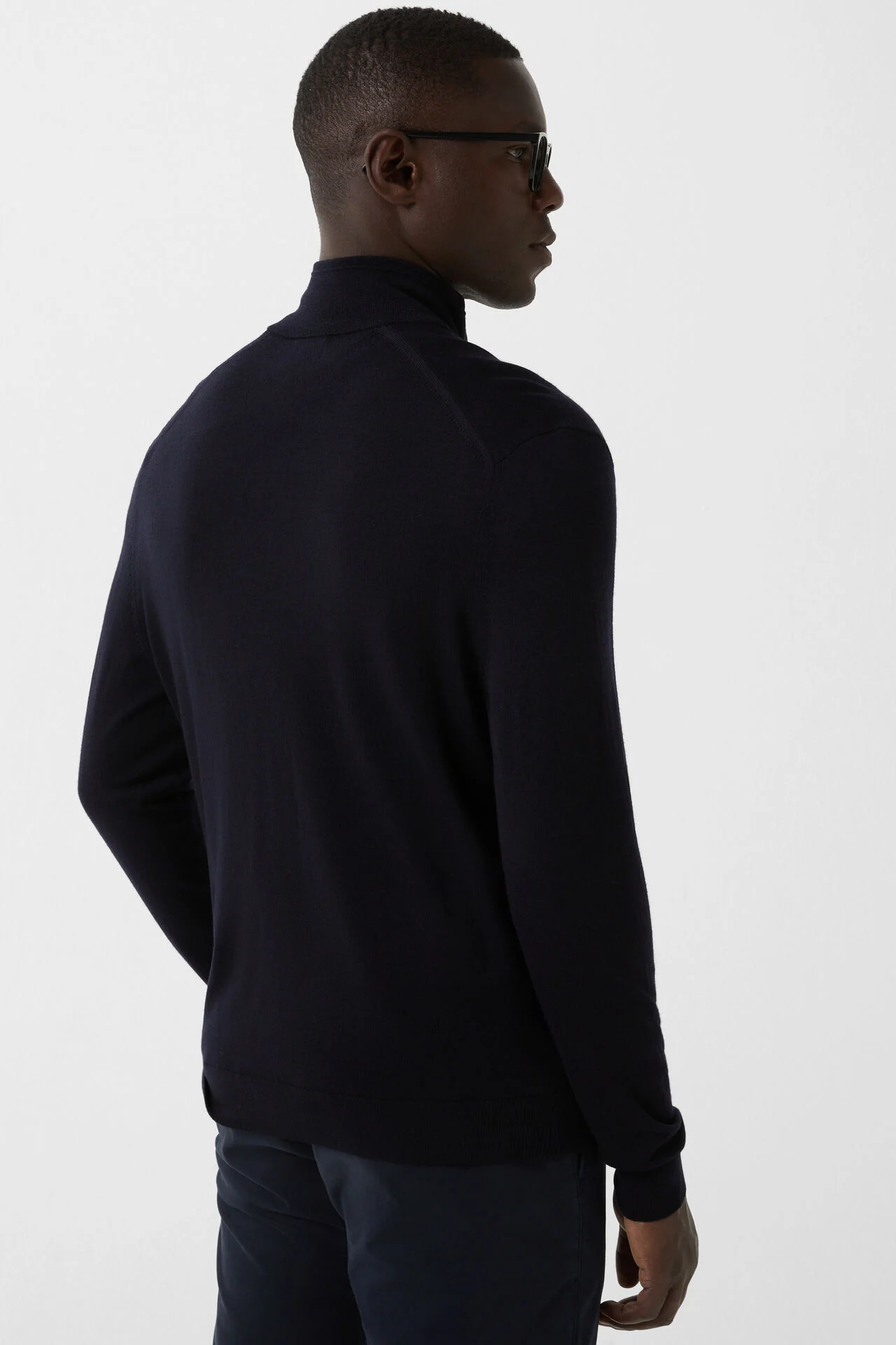 254-8861-9785-464_s01_life_backtop_01_b2c_1756828069