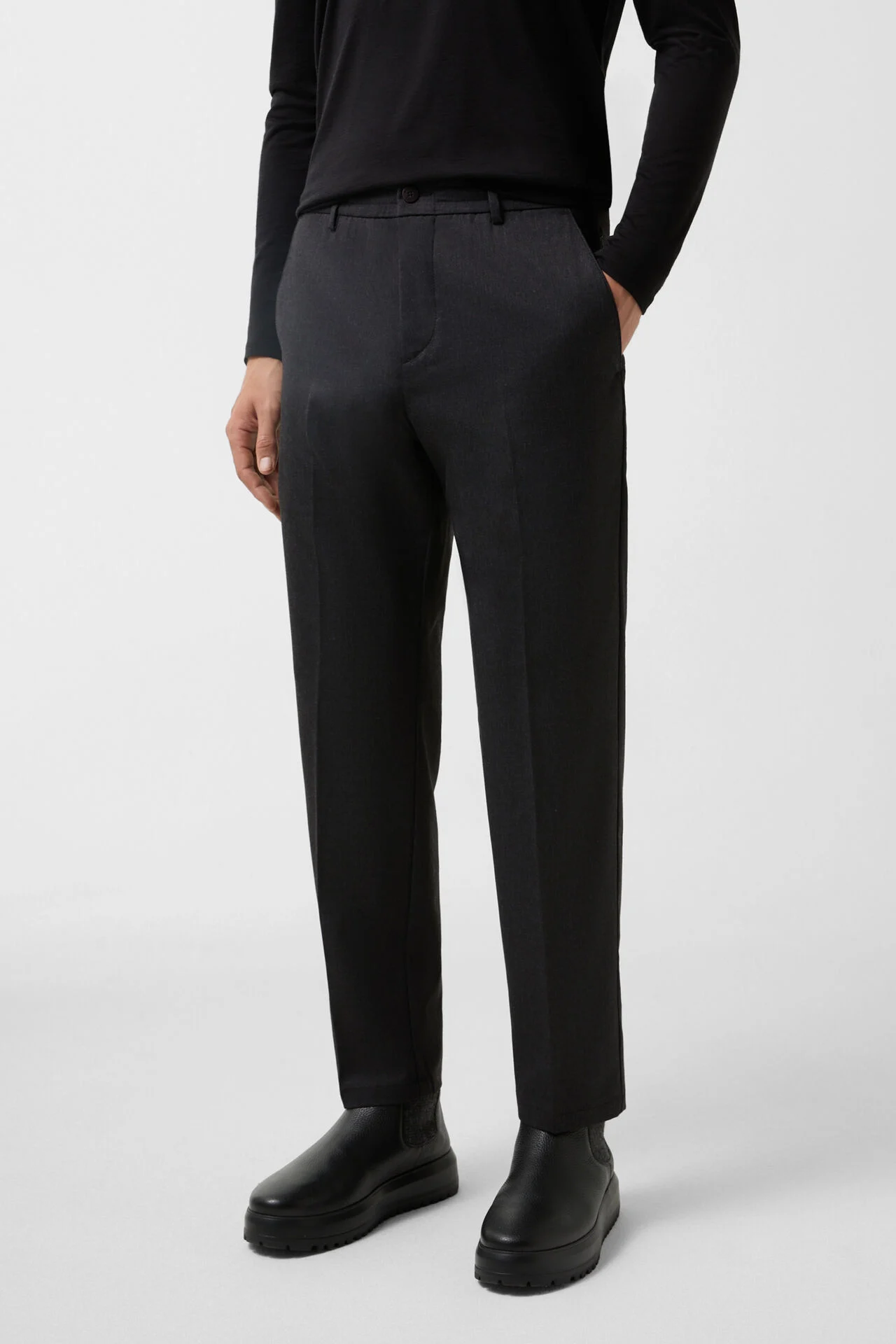 254-1825-9480-021_s01_life_frontbottom_01_b2c_1754985000