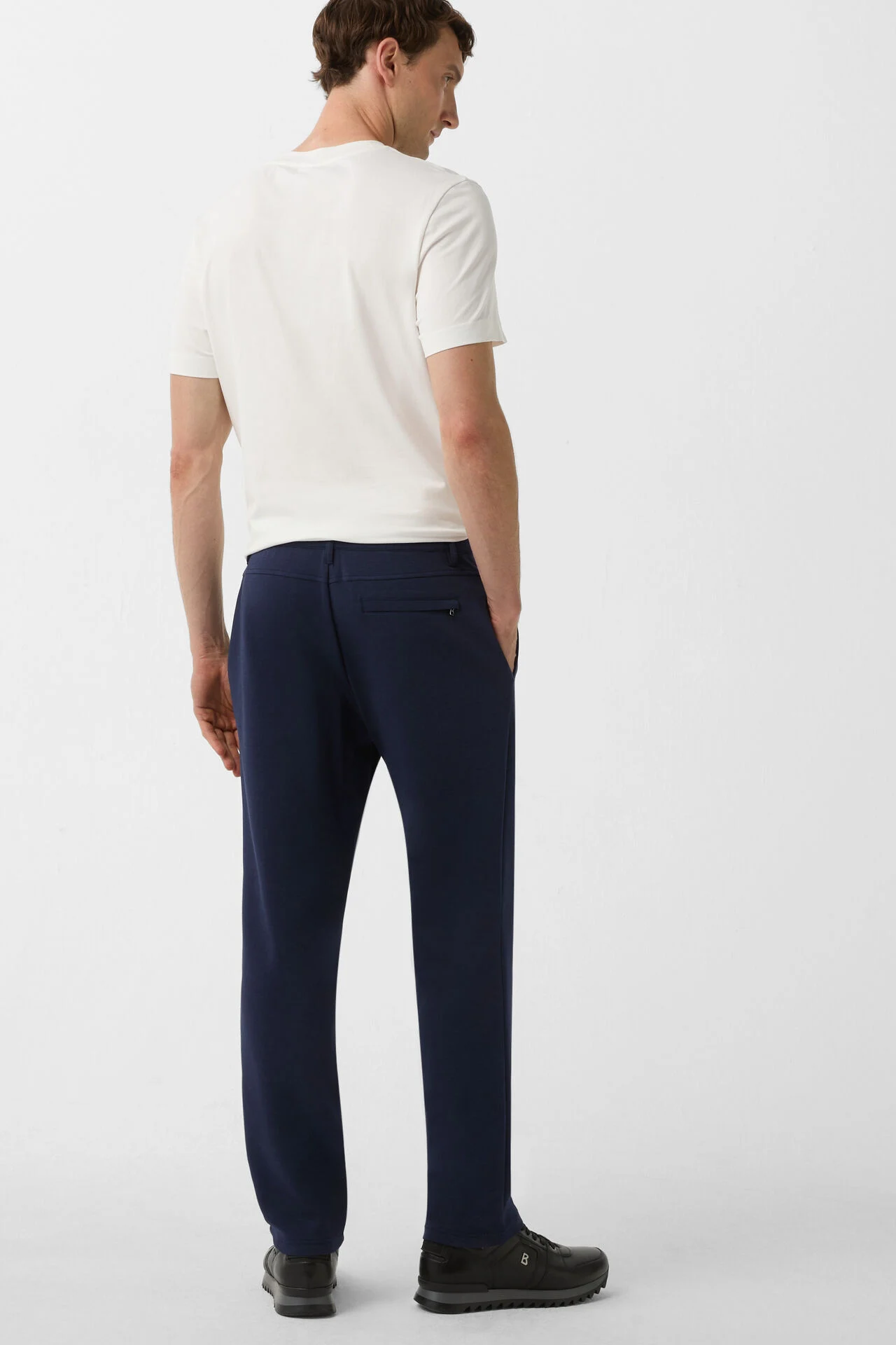 254-1882-5253-464_s01_life_back_01_b2c_1756368759