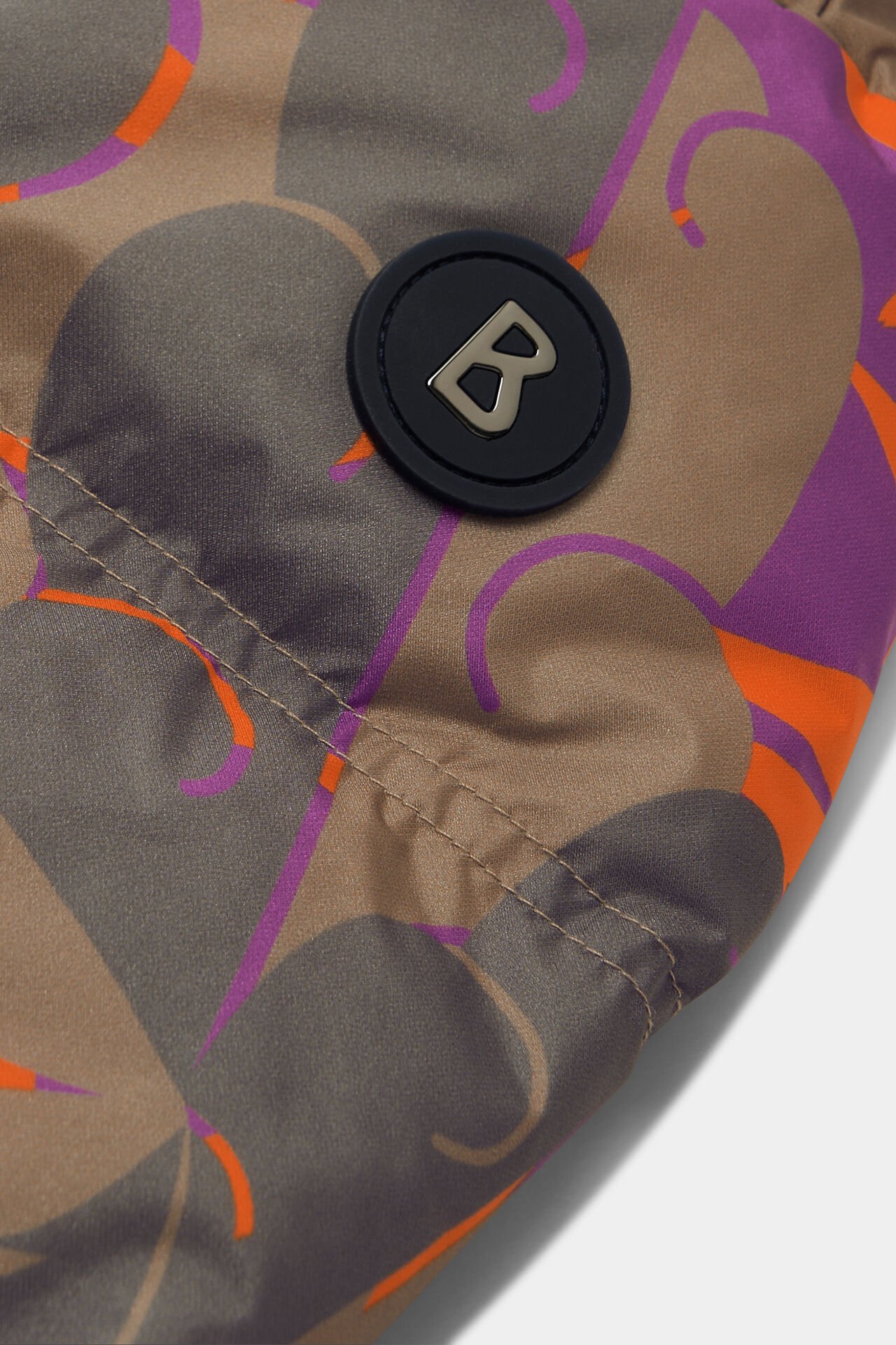 254-3580-9872-268_s01_still_detail_03_b2c_1755786823