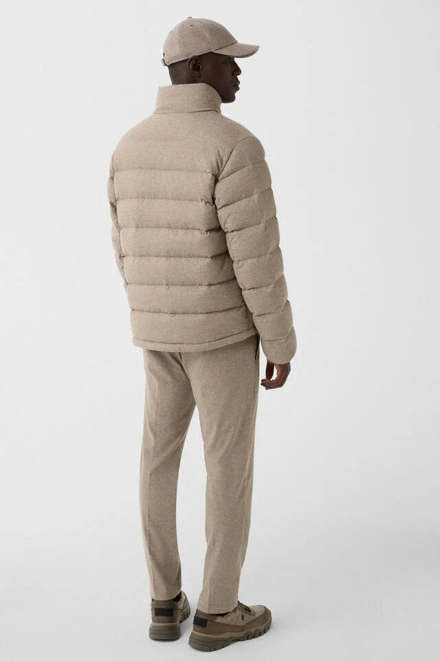 254-3824-9768-812_s01_life_back_01_b2c_1756814413