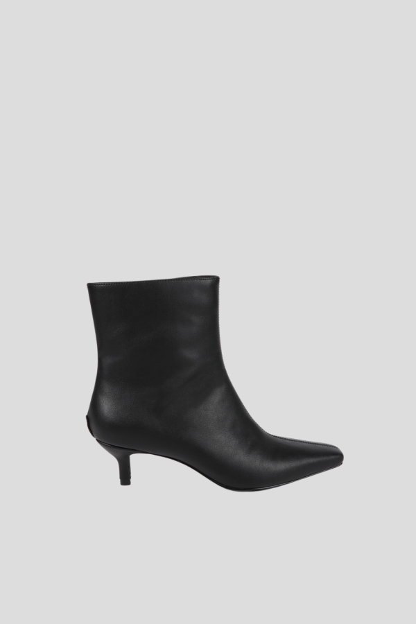 Pointed Toe Heel Boot