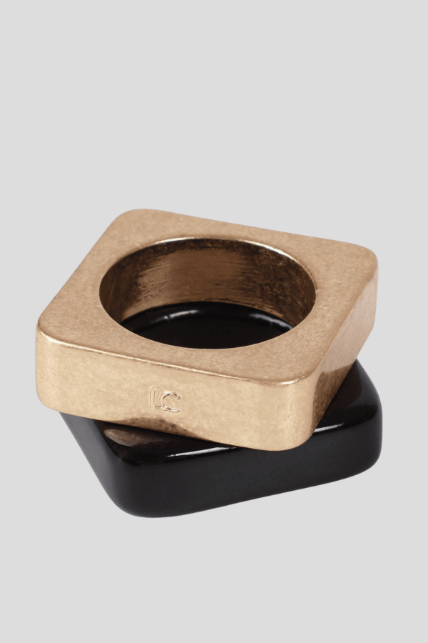 Pack of two-tone square rings