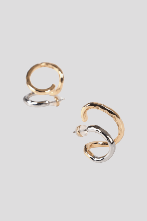 Contrast piercing effect earrings