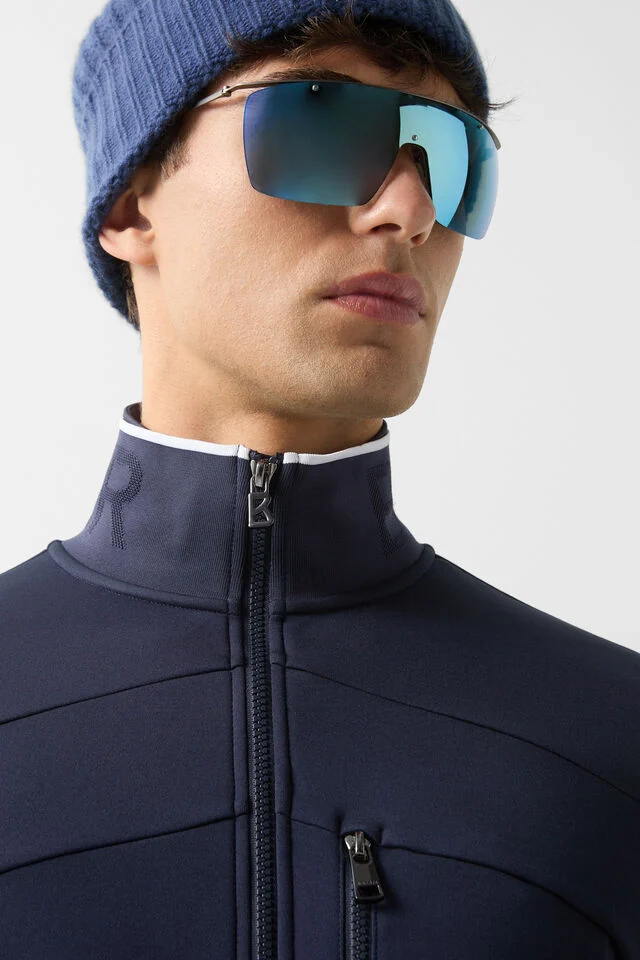 254-8109-8302-464_s01_life_detail_01_b2c_1762170294