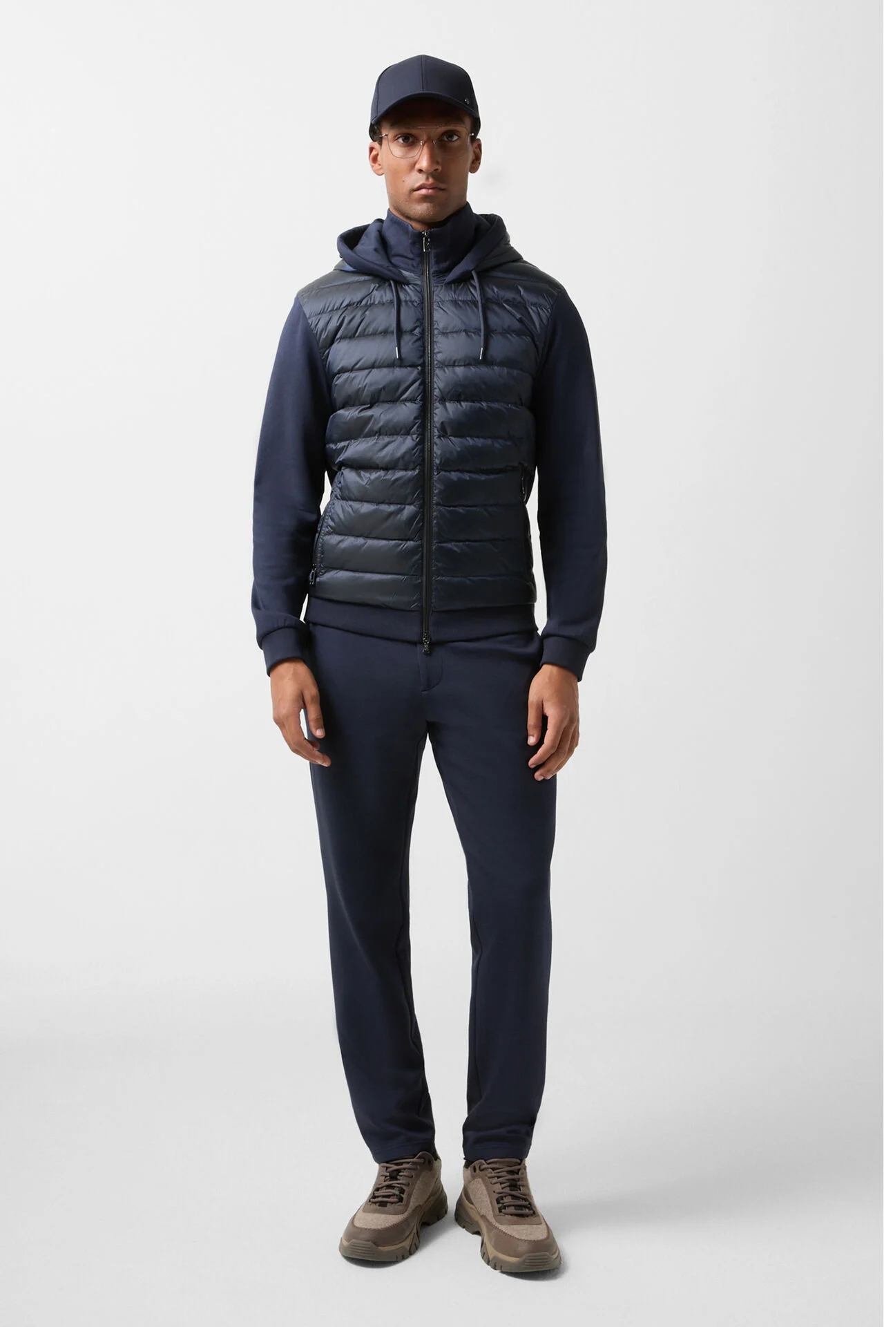 254-8814-5253-464_s01_life_full_01_b2c_1758880855