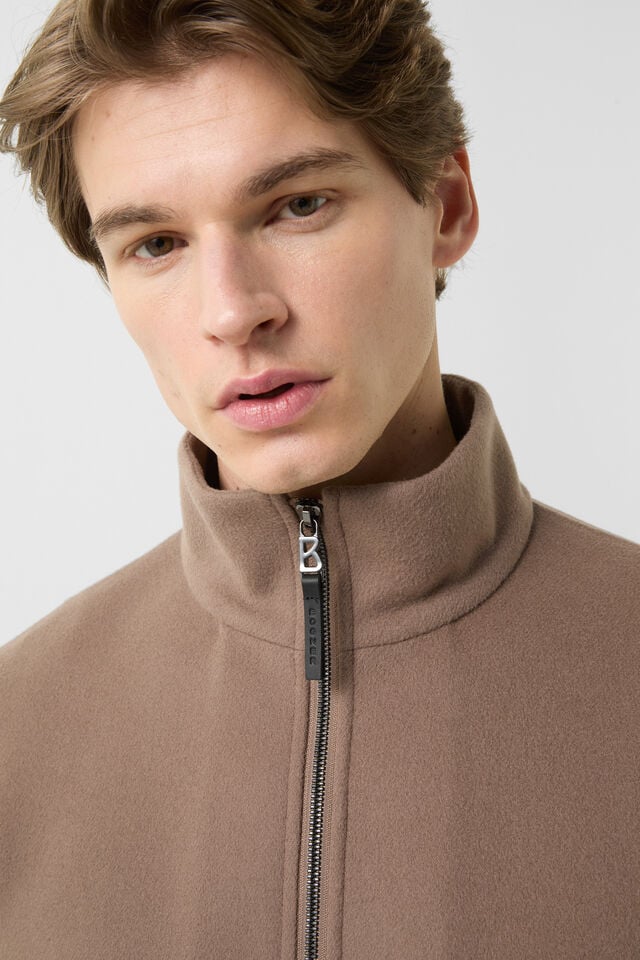 262-3817-9752-816_s01_life_detail_01_b2c_1764162993