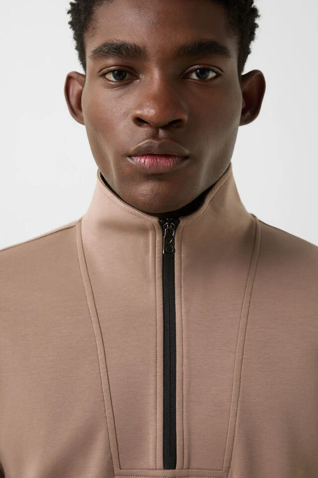 262-8801-5253-816_s01_life_detail_02_b2c_1764319600