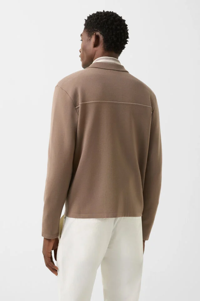 262-8831-1222-816_s01_life_backtop_01_b2c_1764319861