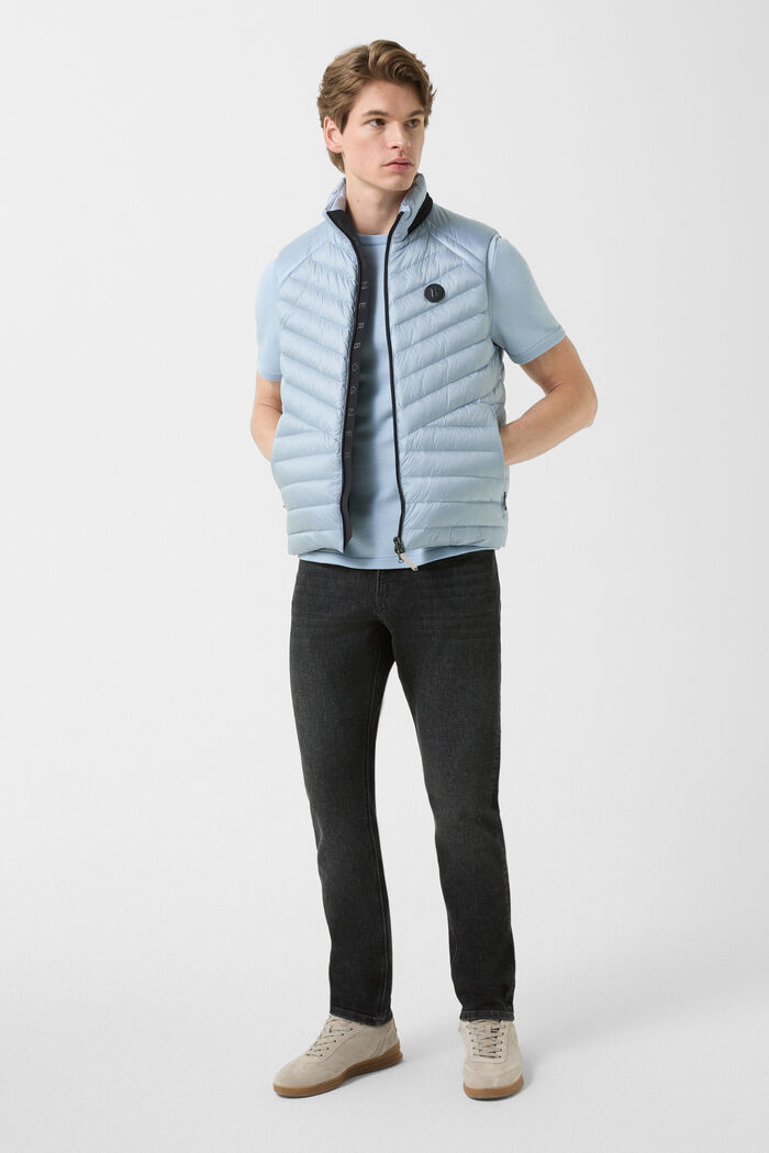 262-8838-1222-343_s01_life_outfit_01_b2c_1764232844