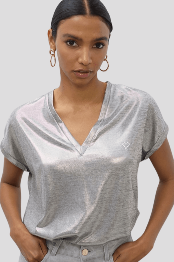 V-neck Laminated T-shirt