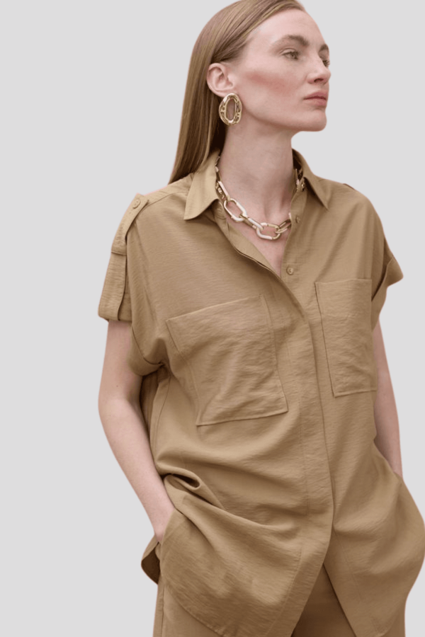 Sleeveless Pocket Shirt