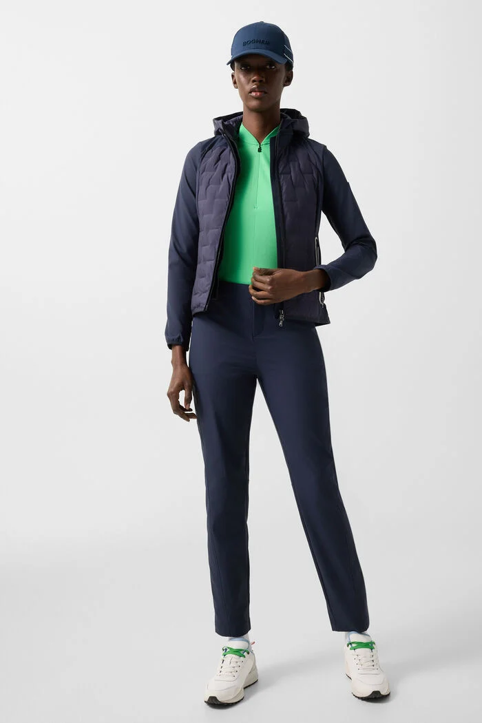 262-3255-9373-464_s01_life_outfit_01_b2c_1772186081