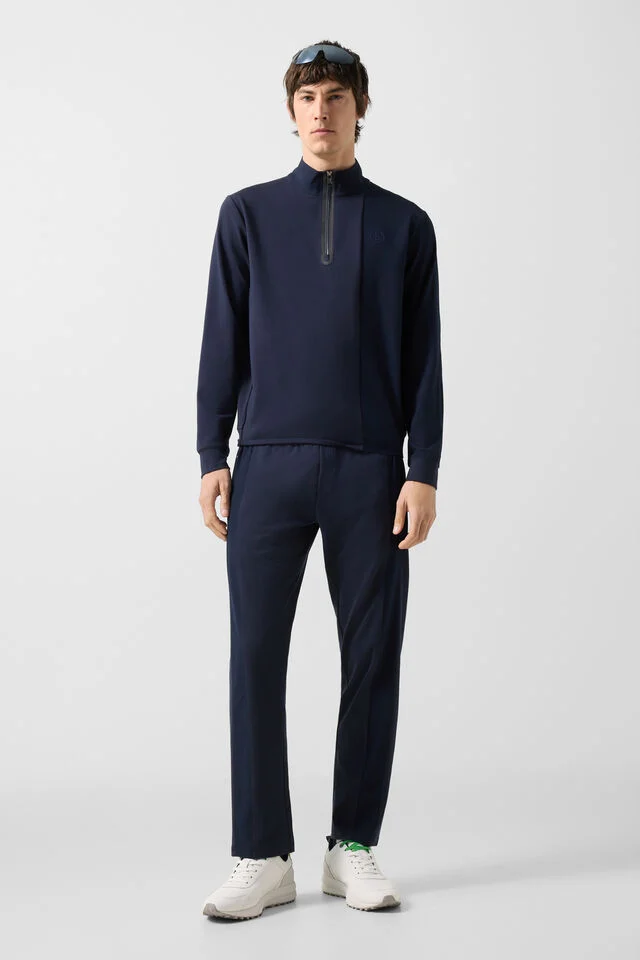 262-8212-7926-464_s01_life_full_01_b2c_1773996852